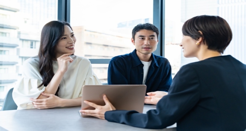 賃貸営業をしている人